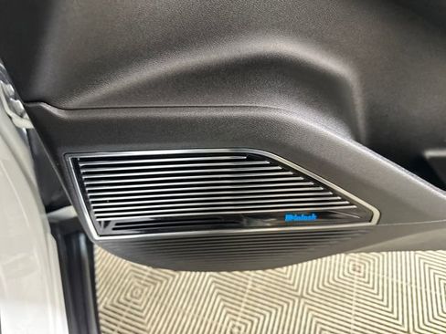 Used 2024 Jeep Wagoneer Launch Edition image 28