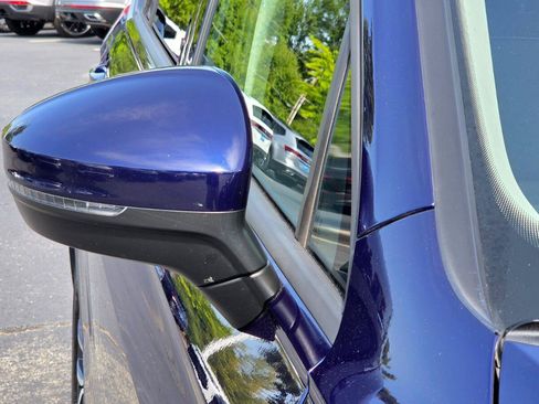 Used 2021 Volkswagen Tiguan S FWD image 15
