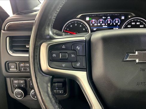 Used 2021 Chevrolet Suburban Z71 w/ Z71 Off-Road Package AWD/4WD image 23