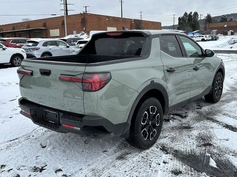 Certified 2024 Hyundai Santa Cruz SE image 8