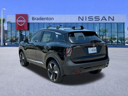 New 2025 Nissan Kicks SR