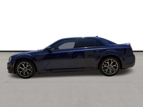 Used 2015 Chrysler 300 S RWD image 8