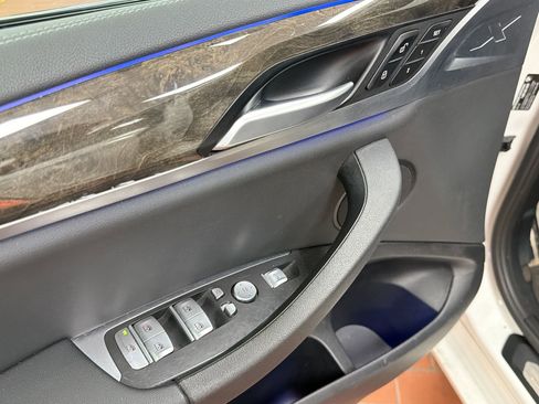 Used 2020 BMW X4 M40i w/ Premium Package image 22