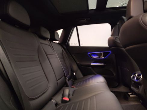 Used 2026 Mercedes-Benz GLC 300 image 26