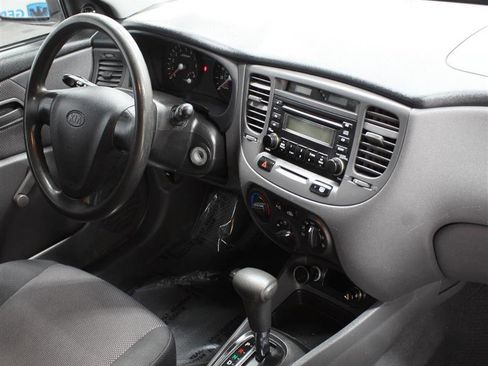 Used 2006 Kia Rio Sedan image 10