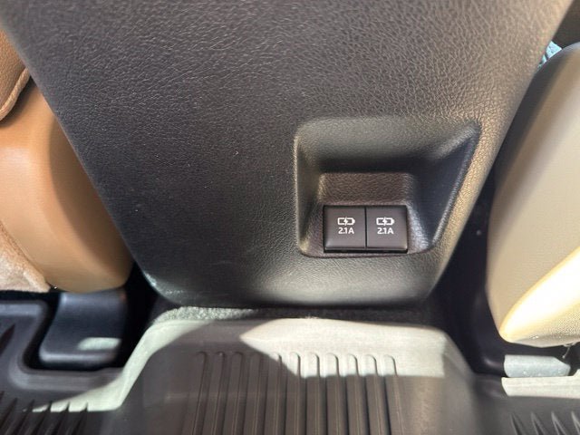 Certified 2021 Toyota 4Runner Limited AWD/4WD image 18