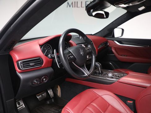 Certified 2022 Maserati Levante Modena AWD/4WD image 13