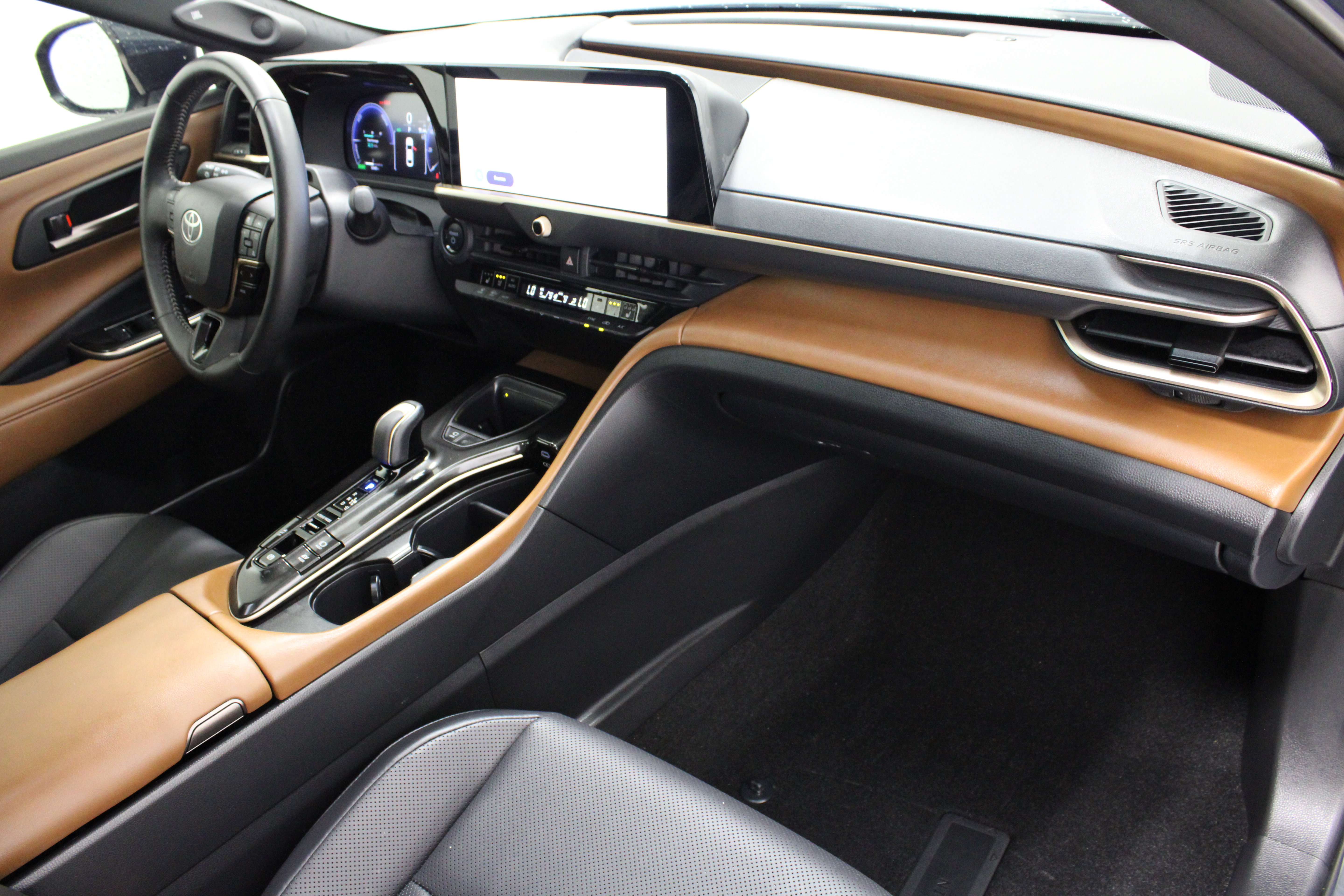 Used 2025 Toyota Crown w/ Advanced Technology Package AWD/4WD image 37