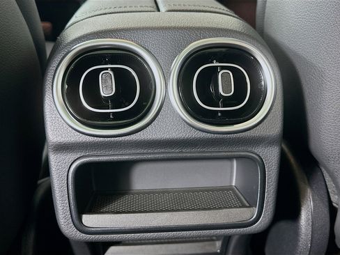 Used 2026 Mercedes-Benz C 300 4MATIC Sedan image 59