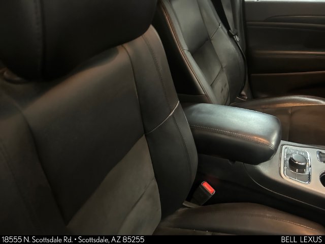 Used 2019 Jeep Grand Cherokee Altitude AWD/4WD image 11
