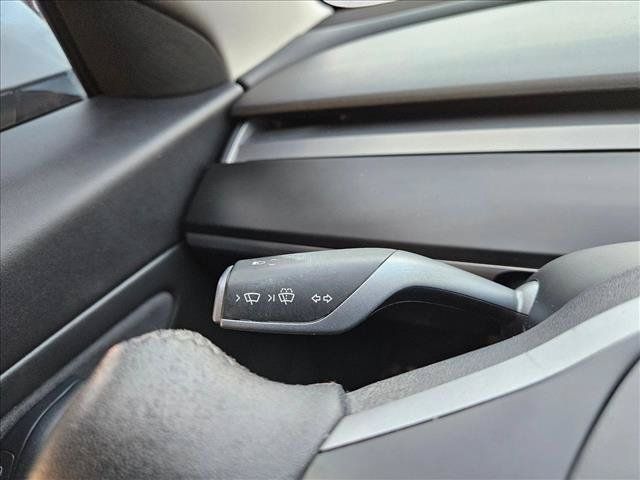 Used 2021 Tesla Model 3 Long Range AWD/4WD image 23