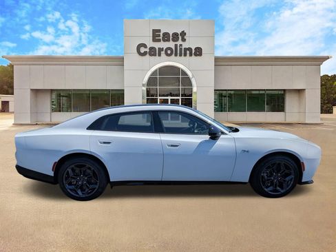 New 2026 Dodge Charger R/T AWD/4WD image 2