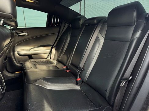 Used 2021 Dodge Charger SXT w/ Leather Interior Group image 4