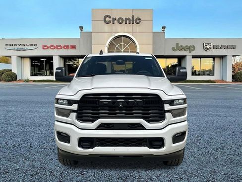 New 2026 RAM 2500 Big Horn AWD/4WD image 8