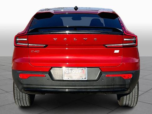 Certified 2023 Volvo C40 P8 Recharge Ultimate image 4