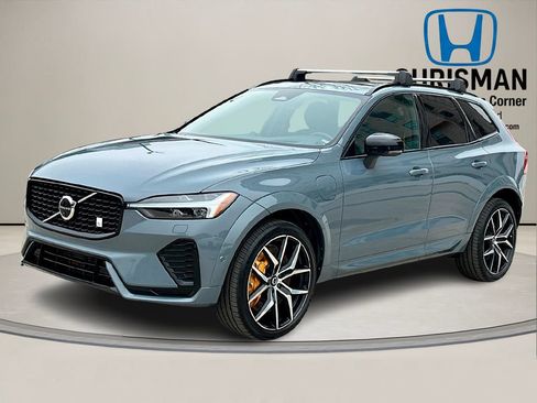 Used 2022 Volvo XC60 T8 Polestar image 2