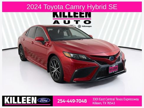 Used 2024 Toyota Camry SE w/ Audio Upgrade Package FWD image 1