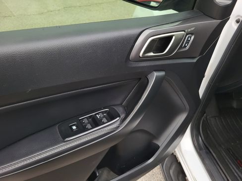 Used 2019 Ford Ranger Lariat w/ Equipment Group 501A Mid image 12