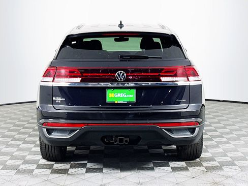 Used 2026 Volkswagen Atlas Cross Sport SE AWD/4WD image 8