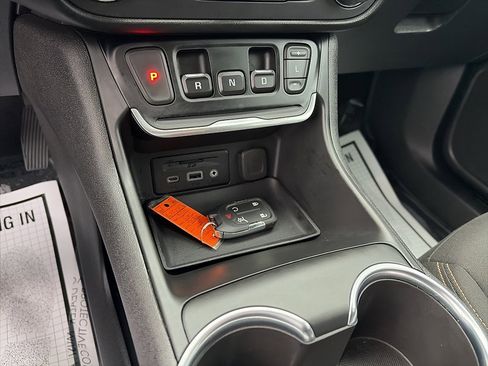 Used 2018 GMC Terrain SLE w/ Infotainment Package I image 24