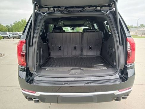 New 2026 GMC Yukon XL Denali w/ Sun & Power Step Package AWD/4WD image 23