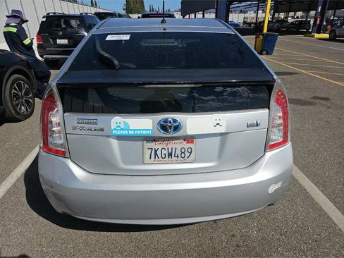 Used 2012 Toyota Prius Two image 5