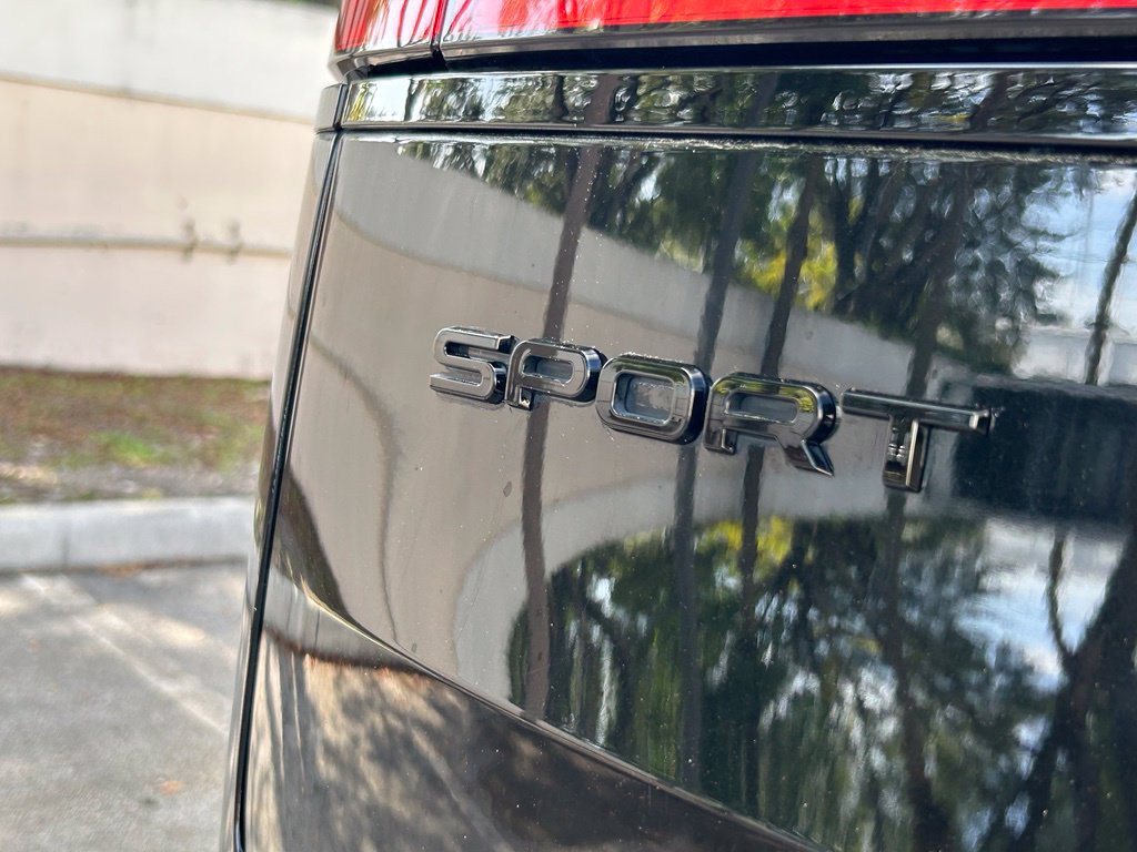 Used 2025 Land Rover Range Rover Sport SE AWD/4WD image 41