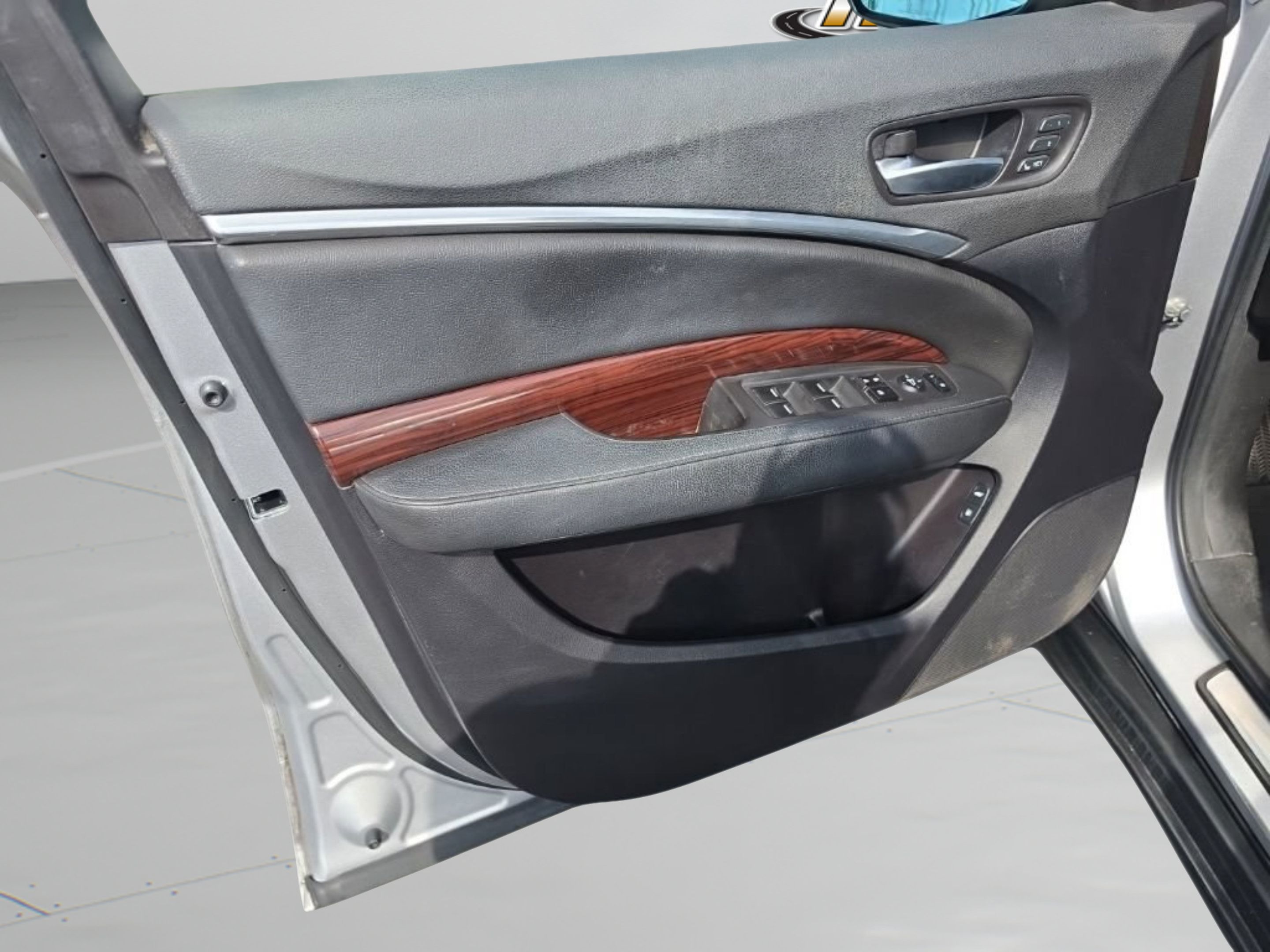 Used 2014 Acura MDX FWD image 17