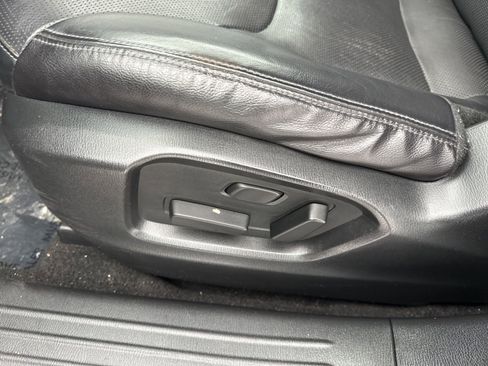 Used 2018 MAZDA CX-9 Touring image 13