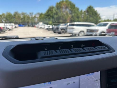 Used 2024 Ford Bronco Wildtrak AWD/4WD image 18