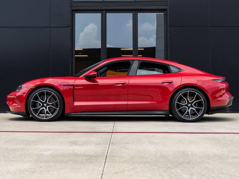 Certified 2025 Porsche Taycan AWD/4WD image 2