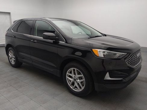 Used 2024 Ford Edge SEL image 11