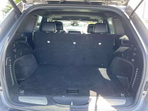 Used 2019 Jeep Grand Cherokee Limited AWD/4WD image 10