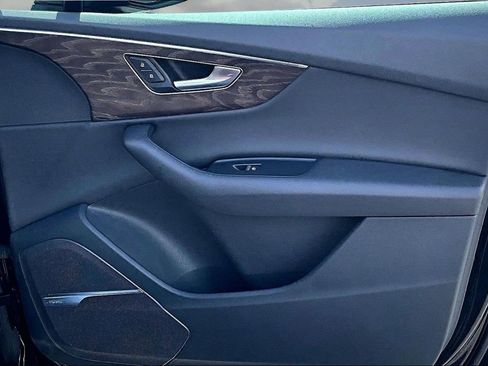 Used 2020 Audi Q7 3.0T Premium Plus image 28