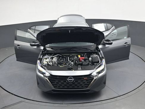 Used 2025 Nissan Sentra SR FWD image 53