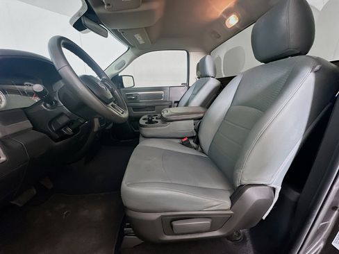 Used 2017 RAM 1500 Express image 13