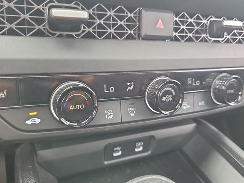 Certified 2023 Honda Accord EX image 21