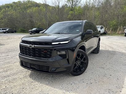 Used 2024 Chevrolet Traverse RS