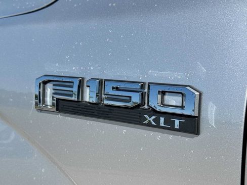 Used 2018 Ford F150 XLT w/ Equipment Group 302A Luxury AWD/4WD image 12