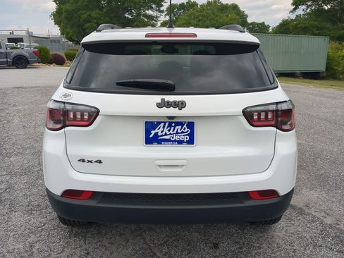 New 2026 Jeep Compass Latitude AWD/4WD image 4