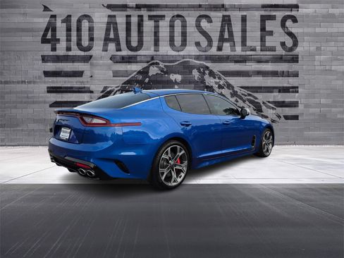 Used 2019 Kia Stinger GT2 AWD/4WD image 3