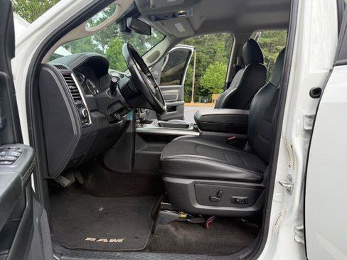 Used 2018 RAM 2500 Big Horn w/ Sport Appearance Group image 16