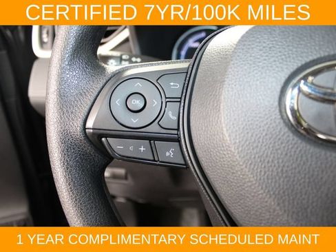 Used 2025 Toyota RAV4 XLE AWD/4WD image 19