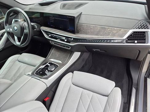 Used 2024 BMW X5 sDrive40i w/ Premium Package RWD image 23