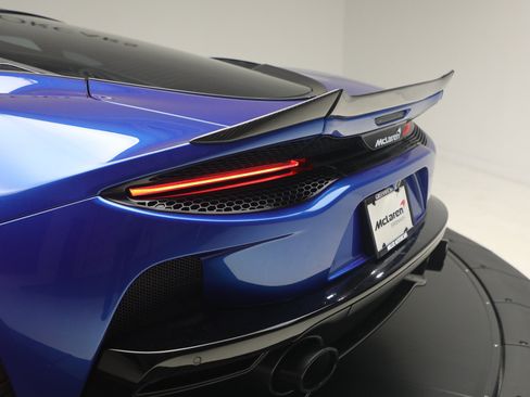 Used 2023 McLaren GT RWD image 35