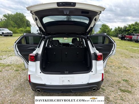 Used 2024 Chevrolet TrailBlazer RS w/ Driver Confidence Package FWD image 25