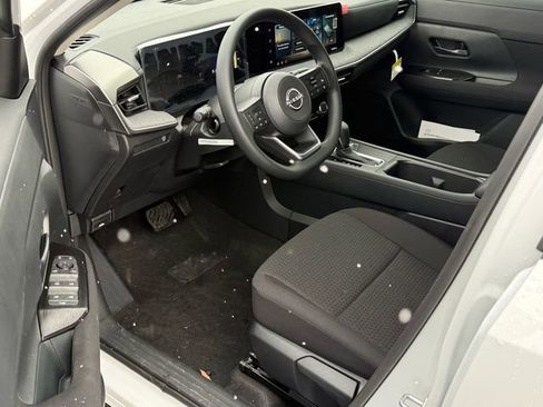 New 2026 Nissan Kicks S image 9