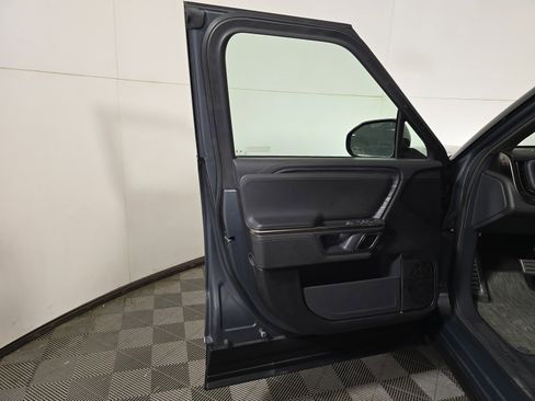 Used 2022 Rivian R1T Adventure AWD/4WD image 16