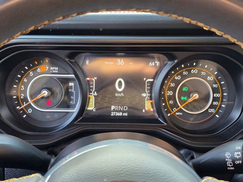 Used 2024 Jeep Wrangler Unlimited Sahara AWD/4WD image 24