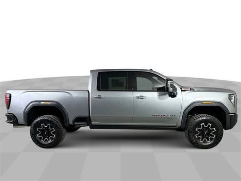 New 2026 GMC Sierra 2500 AT4X image 9